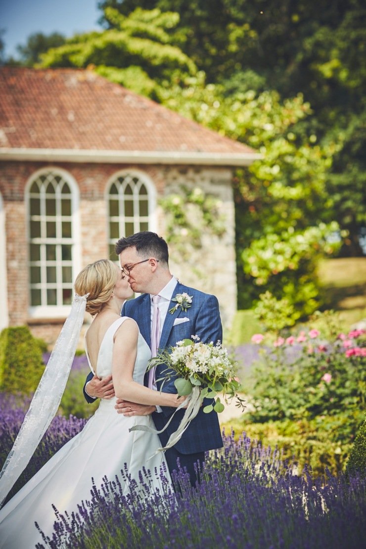 relaxed wedding photography at Ugbrooke House in Devon